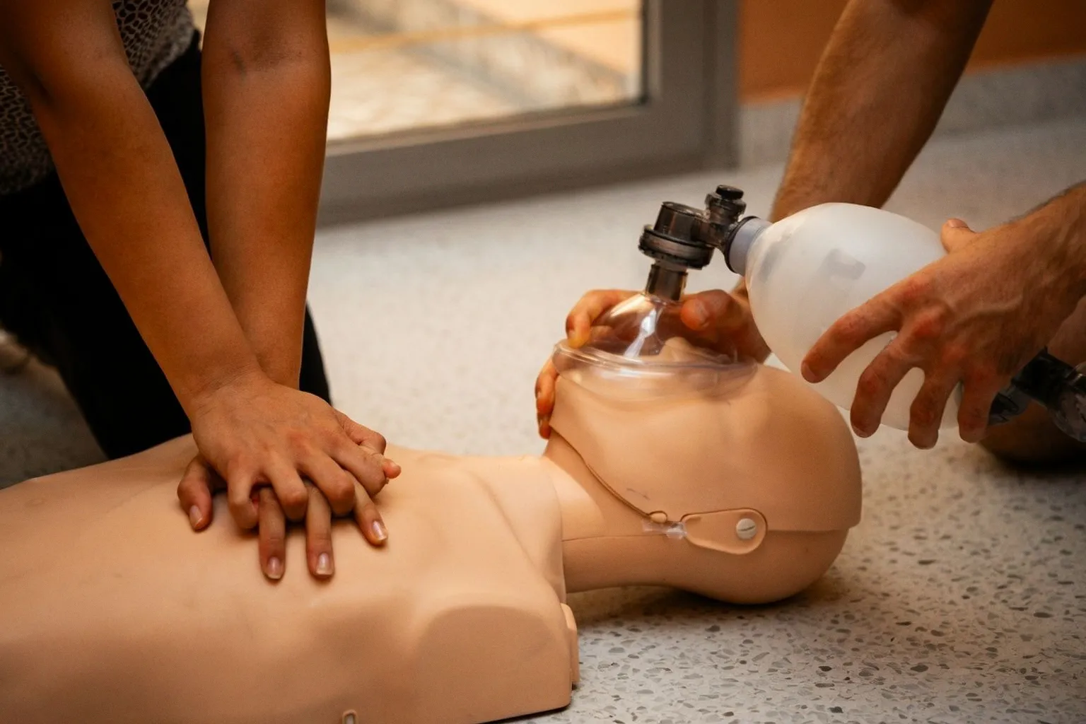 Actualización 2025 de la AHA: claves en soporte vital avanzado y reanimación cardiaca