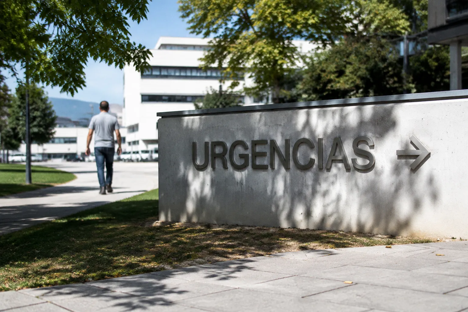 La angiografía por TC rutinaria tras descartar un infarto carece de beneficio clínico
