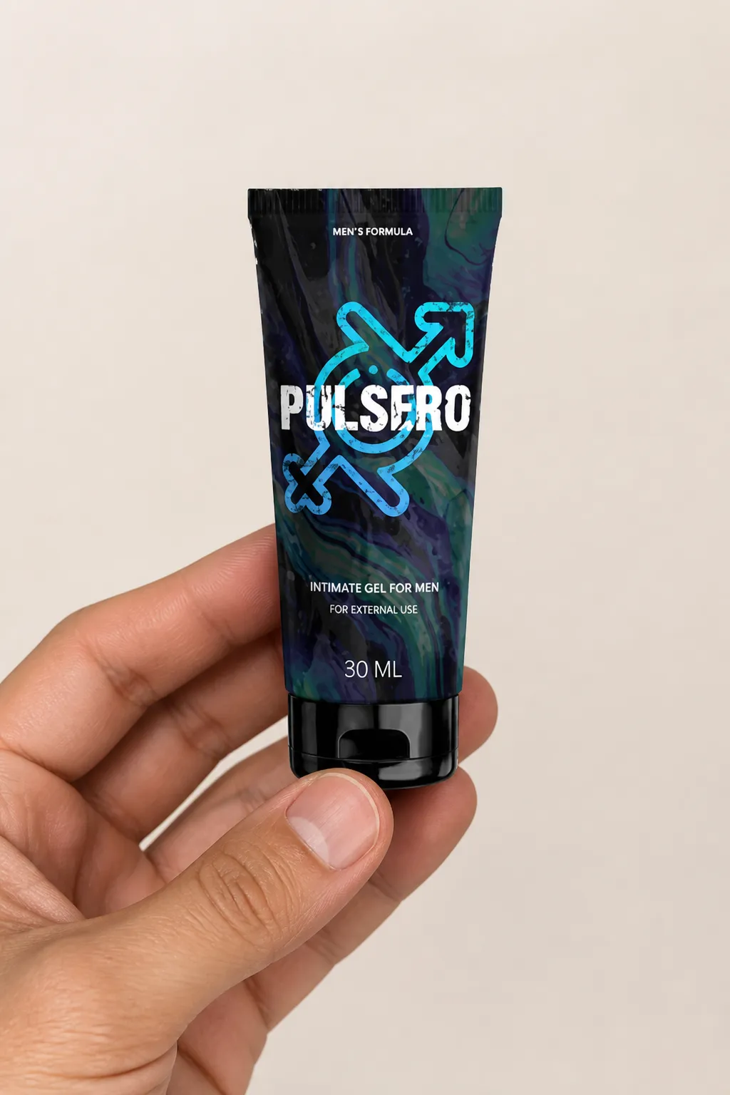 Pulsero gel — el envase en la mano
